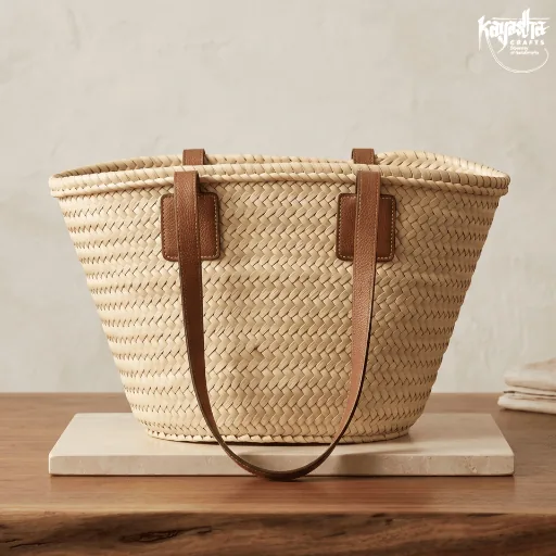 Classic woven carry bag