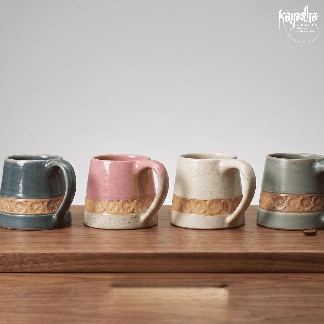 Stoneware hot drinks mug