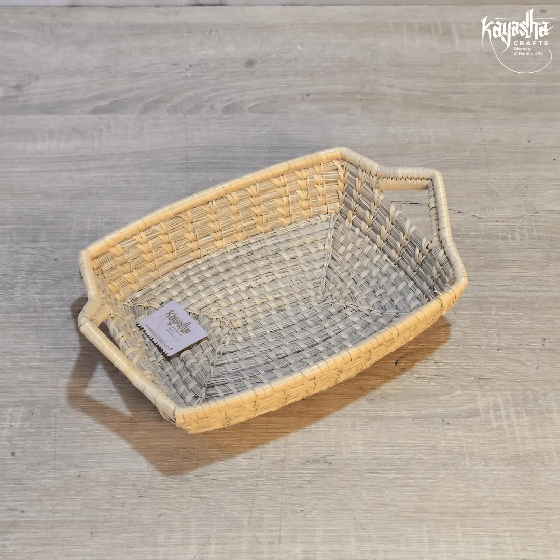 Woven elephant grass tray