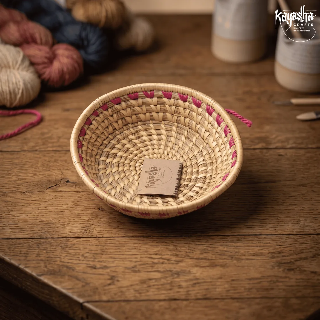 Medium woven elephant grass basket