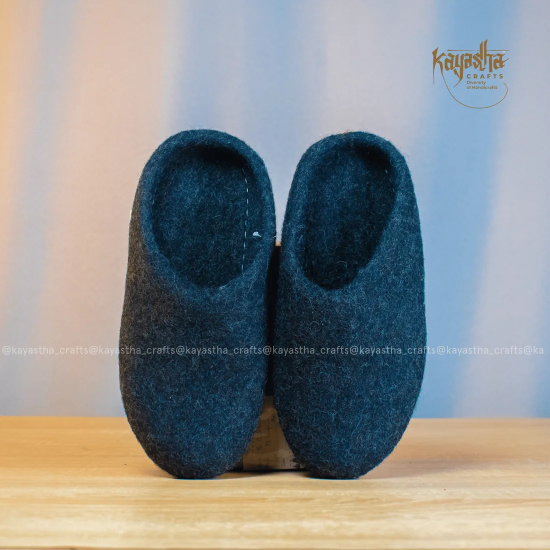 Warm wool-felt slippers